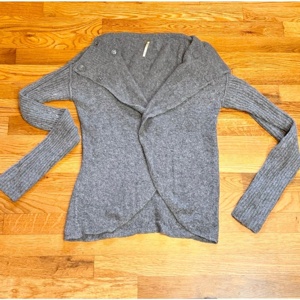 Free People Women’s Medium Wool Alpaca Long Sleeve Asymmetrical Cardigan Preppy